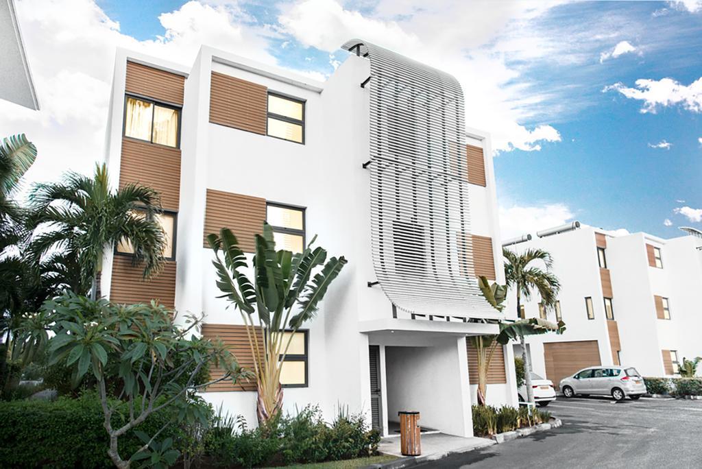 Cap Ouest Luxury Penthouse By Dream Escapes Lägenhet Flic-en-Flacq Exteriör bild